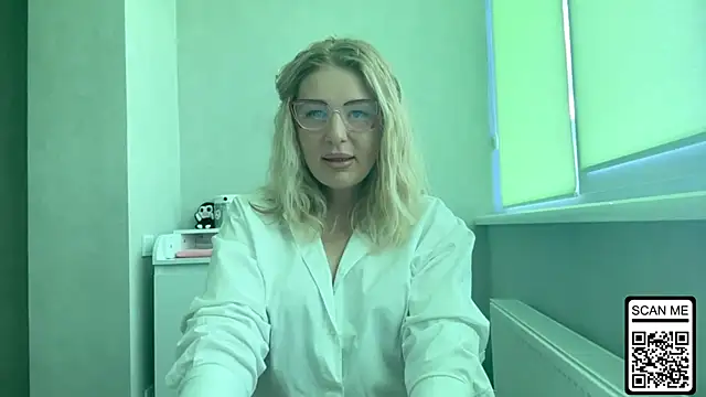 Snapshot of Blondie_xoxoxo chatting on July 2026 10:16:02 AM Blondie xoxoxo online show from July 2026 10:16:02 AM
