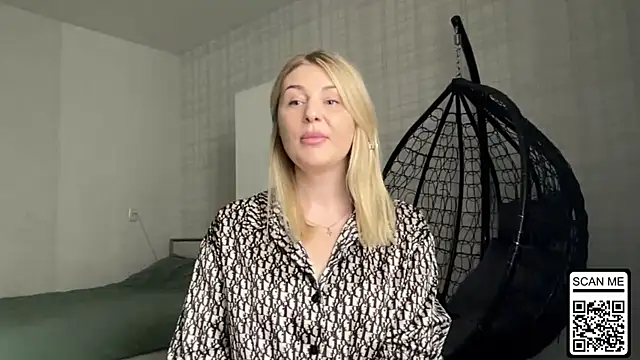 Blondie xoxoxo online show from April 2026 12:22:02 PM