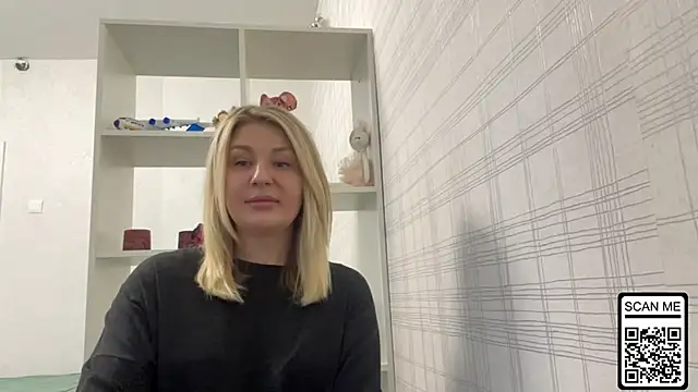 Snapshot of Blondie_xoxoxo chatting on February 2026 08:57:02 AM Blondie xoxoxo online show from February 2026 08:57:02 AM