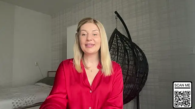 Blondie xoxoxo online show from April 2026 12:20:01 PM