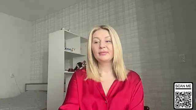 Snapshot of Blondie_xoxoxo chatting on February 2026 09:40:01 AM Blondie xoxoxo online show from February 2026 09:40:01 AM