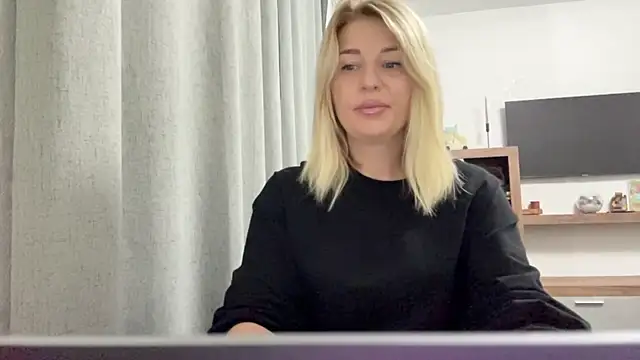 Blondie xoxoxo online show from September 2025 05:39:01 AM
