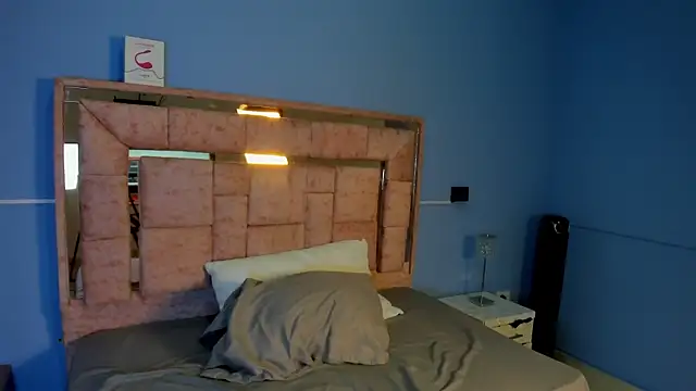 LICKY LOV online show from September 2025 03:06:02 AM