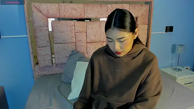 LICKY LOV online show from October 2025 03:16:01 AM