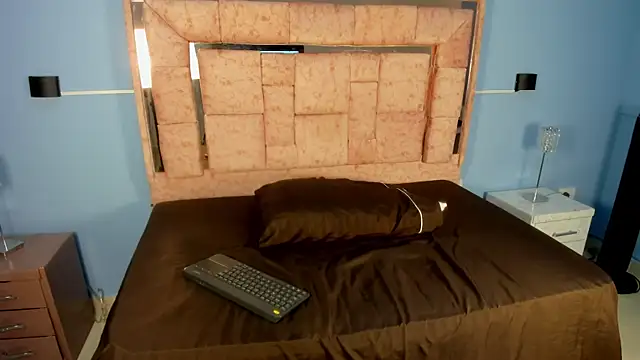 LICKY LOV online show from September 2025 03:02:01 AM