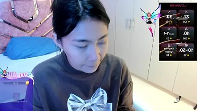 LICKY LOV online show from January 2026 12:23:02 PM