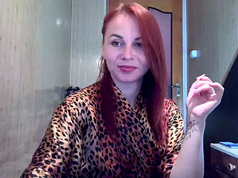 Kisa26311 online show from October 2025 09:41:01 AM