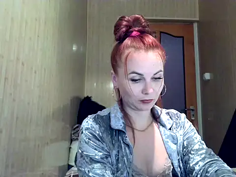 Kisa26311 online show from October 2025 10:45:01 AM