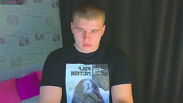 Snapshot of kittenmurr chatting on October 2025 04:26:02 PM kittenmurr online show from October 2025 04:26:02 PM