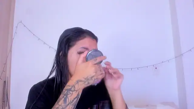 Abby roussee online show from December 2025 11:09:01 AM