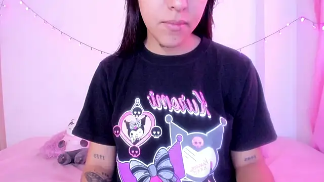 Abby roussee online show from October 2025 01:03:01 PM
