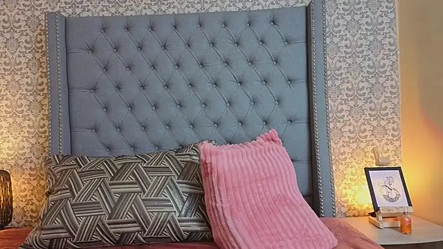 Abby roussee online show from February 2026 09:56:01 PM