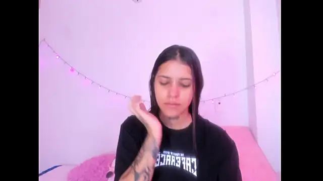 Abby roussee online show from October 2025 02:40:01 PM