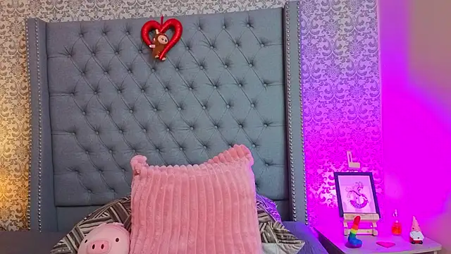 Abby roussee online show from February 2026 08:30:01 PM