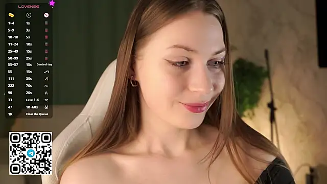 Snapshot of Stella_of_steel chatting on May 2026 10:40:02 AM Stella of steel online show from May 2026 10:40:02 AM