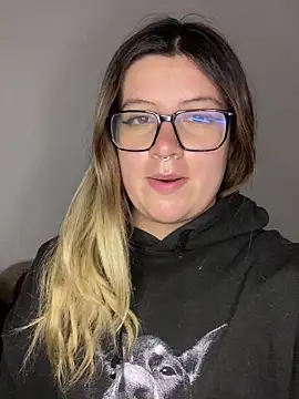 Blair Bunnyy online show from March 2026 04:41:01 AM