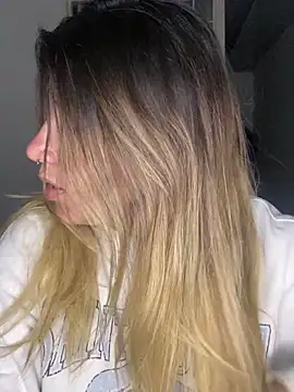 Blair Bunnyy online show from April 2026 10:09:02 AM