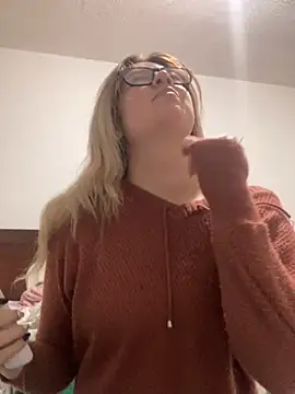 Blair Bunnyy online show from November 2025 06:51:02 AM