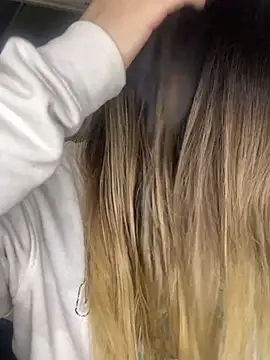 Blair Bunnyy online show from April 2026 05:13:01 AM