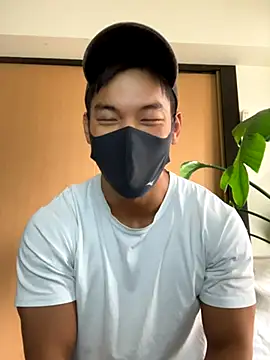 Snapshot of masucle216 chatting on September 2025 04:08:01 AM masucle216 online show from September 2025 04:08:01 AM