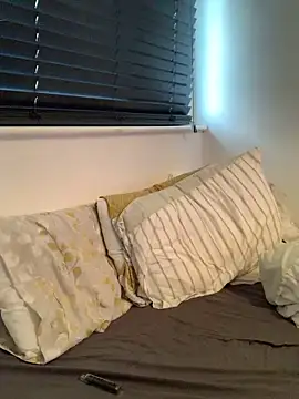 Charsworld online show from April 2026 06:05:01 AM