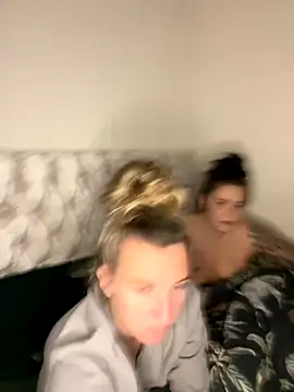 Charsworld online show from December 2025 09:20:02 AM