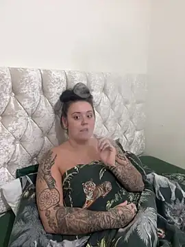 Charsworld online show from December 2025 09:20:01 AM