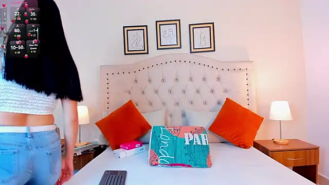 natasha moreno online show from February 2026 12:39:02 PM