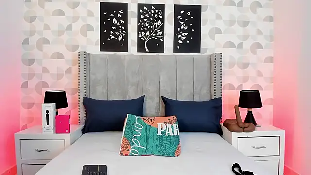 natasha moreno online show from March 2026 12:09:02 PM