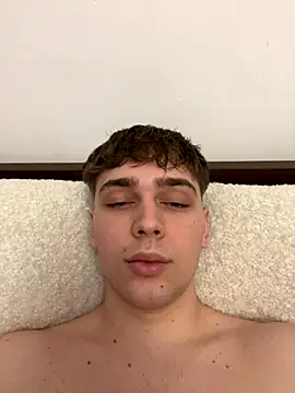 Snapshot of Fappatore_Nato05 chatting on October 2025 11:11:01 AM Fappatore Nato05 online show from October 2025 11:11:01 AM