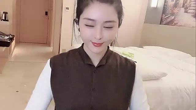 Ianxuan online show from November 2025 12:27:01 PM