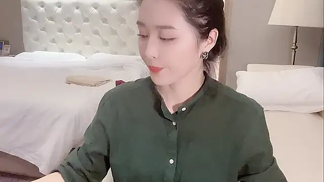 Snapshot of Ianxuan chatting on October 2025 01:24:01 PM Ianxuan online show from October 2025 01:24:01 PM