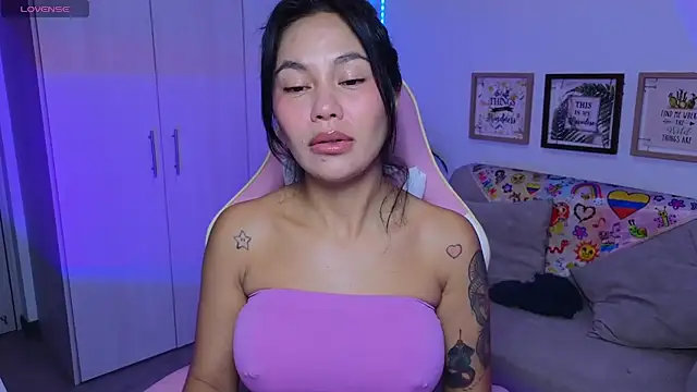 Snapshot of Valeria_Red_ chatting on September 2025 09:26:02 AM Valeria Red online show from September 2025 09:26:02 AM
