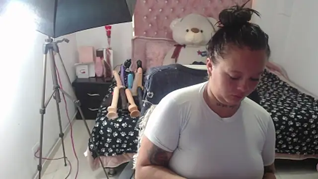 patty squirt  online show from February 2026 02:44:02 AM