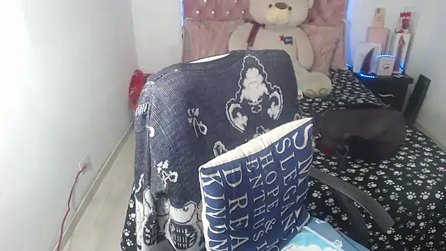 patty squirt  online show from October 2025 02:43:02 AM