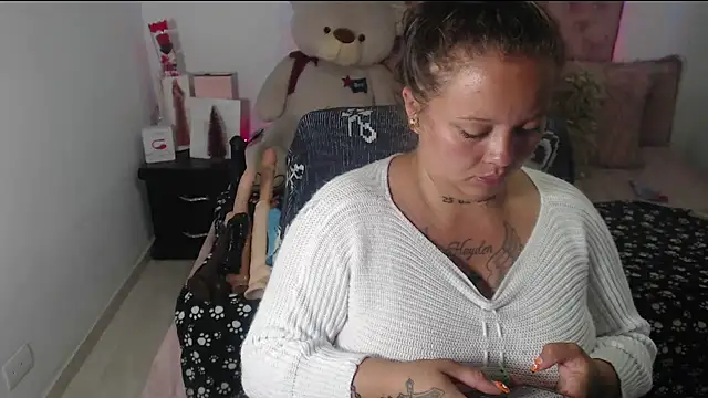 patty squirt  online show from October 2025 02:38:02 AM