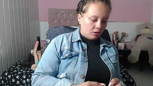 patty squirt  online show from March 2025 02:49:02 AM