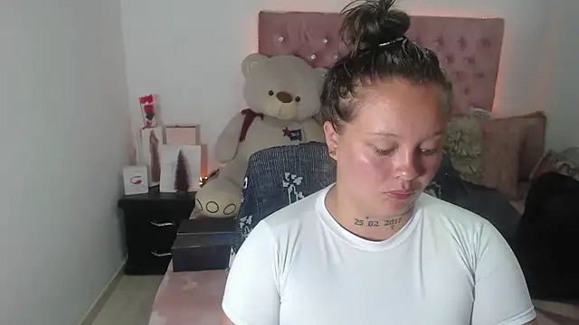 patty squirt  online show from October 2025 02:24:02 AM