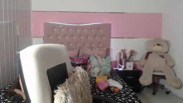 patty squirt  online show from March 2025 02:56:02 AM
