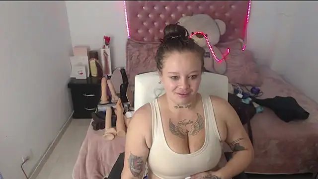 patty squirt  online show from June 2026 11:38:01 AM