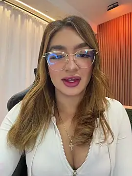 Snapshot of jenn_fit chatting on May 2026 02:15:01 AM jenn fit online show from May 2026 02:15:01 AM