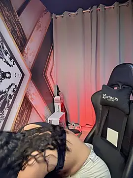 jenn fit online show from December 2025 03:38:02 AM