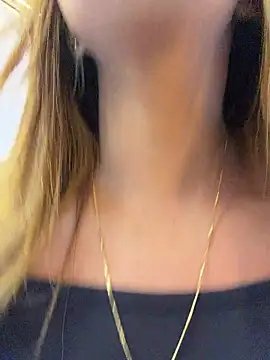 Snapshot of jenn_fit chatting on May 2026 02:12:02 AM jenn fit online show from May 2026 02:12:02 AM