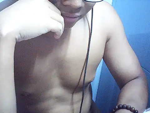 Snapshot of ANonngDan79 chatting on December 2025 04:00:01 PM ANonngDan79 online show from December 2025 04:00:01 PM