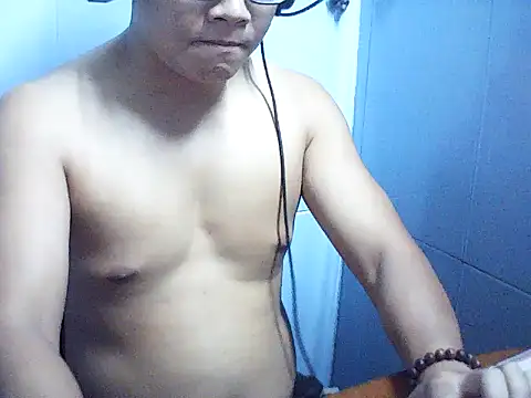 Snapshot of ANonngDan79 chatting on February 2026 04:39:01 PM ANonngDan79 online show from February 2026 04:39:01 PM