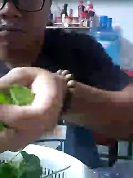 Snapshot of ANonngDan79 chatting on October 2025 11:23:02 AM ANonngDan79 online show from October 2025 11:23:02 AM