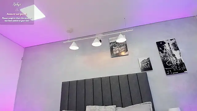 Snapshot of violet_and_myers chatting on October 2025 12:02:01 PM violet and myers online show from October 2025 12:02:01 PM