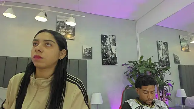 Snapshot of violet_and_myers chatting on October 2025 01:44:02 PM violet and myers online show from October 2025 01:44:02 PM