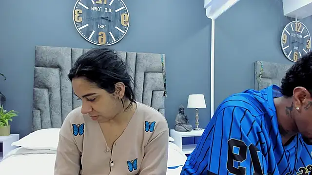 violet and myers online show from October 2025 11:34:02 AM