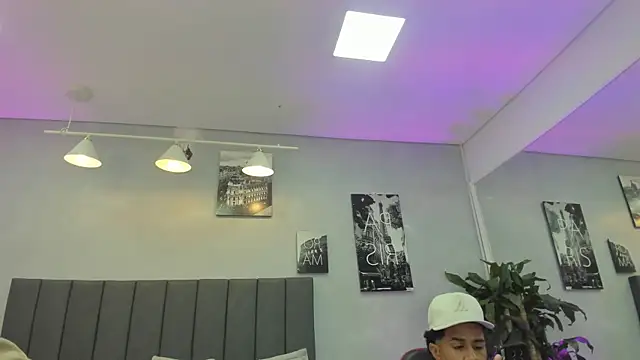 Snapshot of violet_and_myers chatting on November 2025 11:47:02 AM violet and myers online show from November 2025 11:47:02 AM